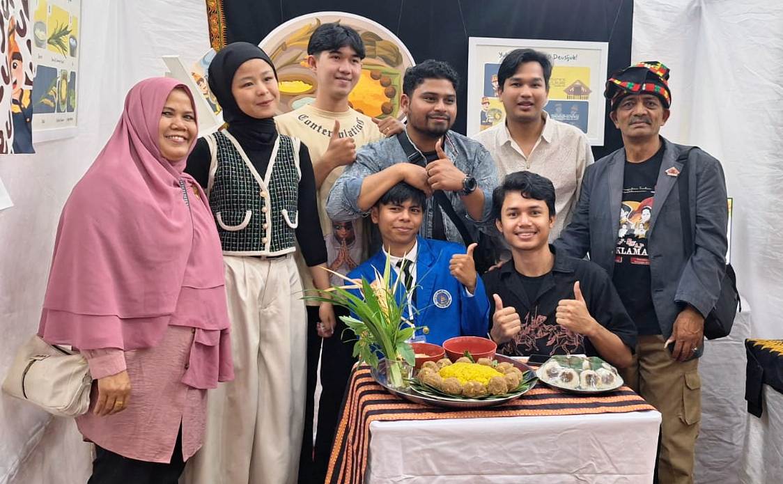 tugas-akhir,-soeryadarama-isman-pamerkan-tradisi-“peusijuek”