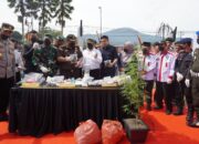 Kejari Padangpanjang Musnahkan 2 Kg Ganja dan Sabu, Berantas Narkoba!