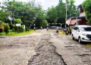 Jalan Rusak Limau Manih: Warga Mengeluh, Unand dan Pemda Saling Tuding
