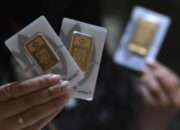 Demo Picu Harga Emas Antam Meroket, Sentuh Rp 2 jutaan