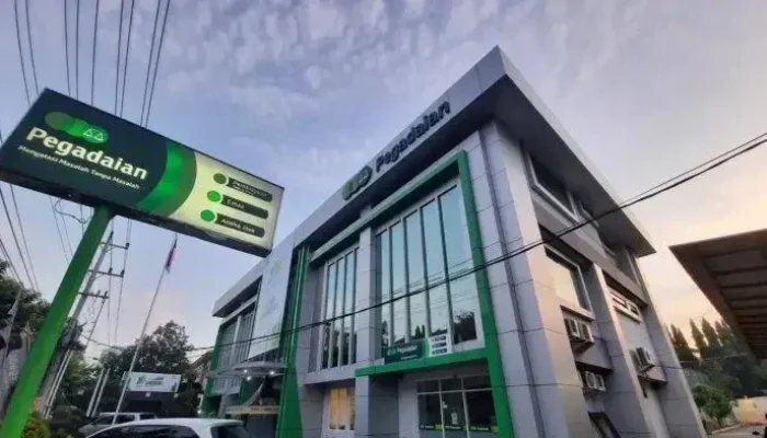 Pegadaian Biayai Umrah 50 Nasabah, Arrum Safar Percepat Impian ke Tanah Suci