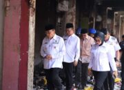 Padang Ulurkan Tangan, Serahkan Bantuan Rp182 Juta Pulihkan Pasar Payakumbuh!