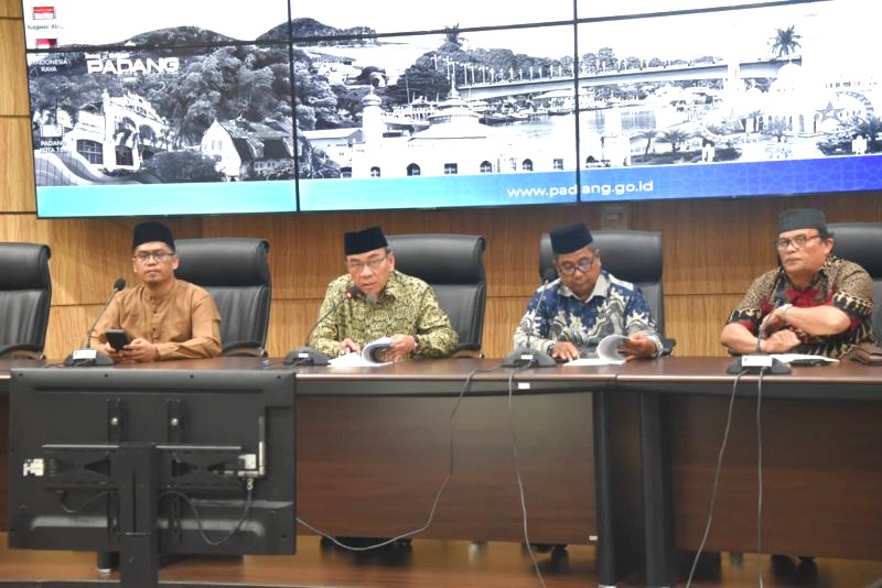 maigus-nasir-ajak-dmi-padang-sukseskan-program-smart-surau