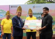 Jasindo Tingkatkan Pertanian Padang, Serahkan Alat dan Hidroponik