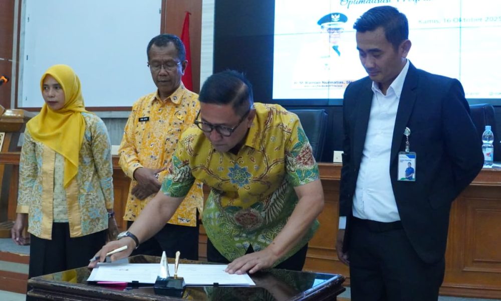 pemko-bukittinggi-bersama-bpjs-kesehatan-tandatangani-adendum-nota-kesepakatan-dan-rencana-kerja-bersama-optimalisasi-program-jkn