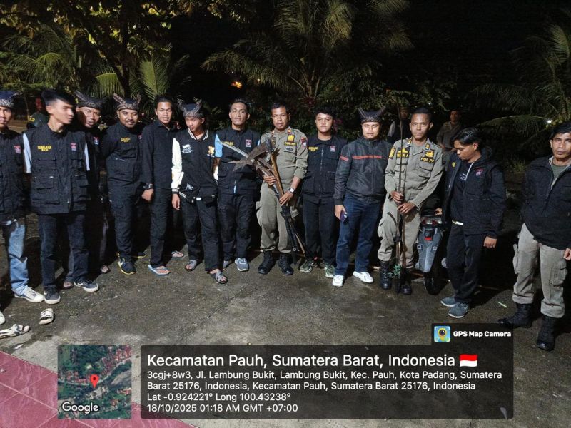 remaja-kabur,-patroli-gabungan-padang-amankan-tujuh-sajam-dan-dua-motor