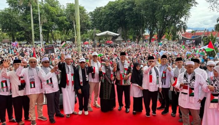 Aksi Bela Palestina di Sumbar Galang Dana Rp2 Miliar