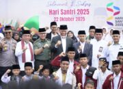 Hari Santri, Gubernur Sumbar Serahkan Penghargaan untuk Lima Santri Berprestasi