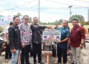 Dharmasraya Salurkan Traktor, Pacu Produktivitas Petani di Sembilan Nagari