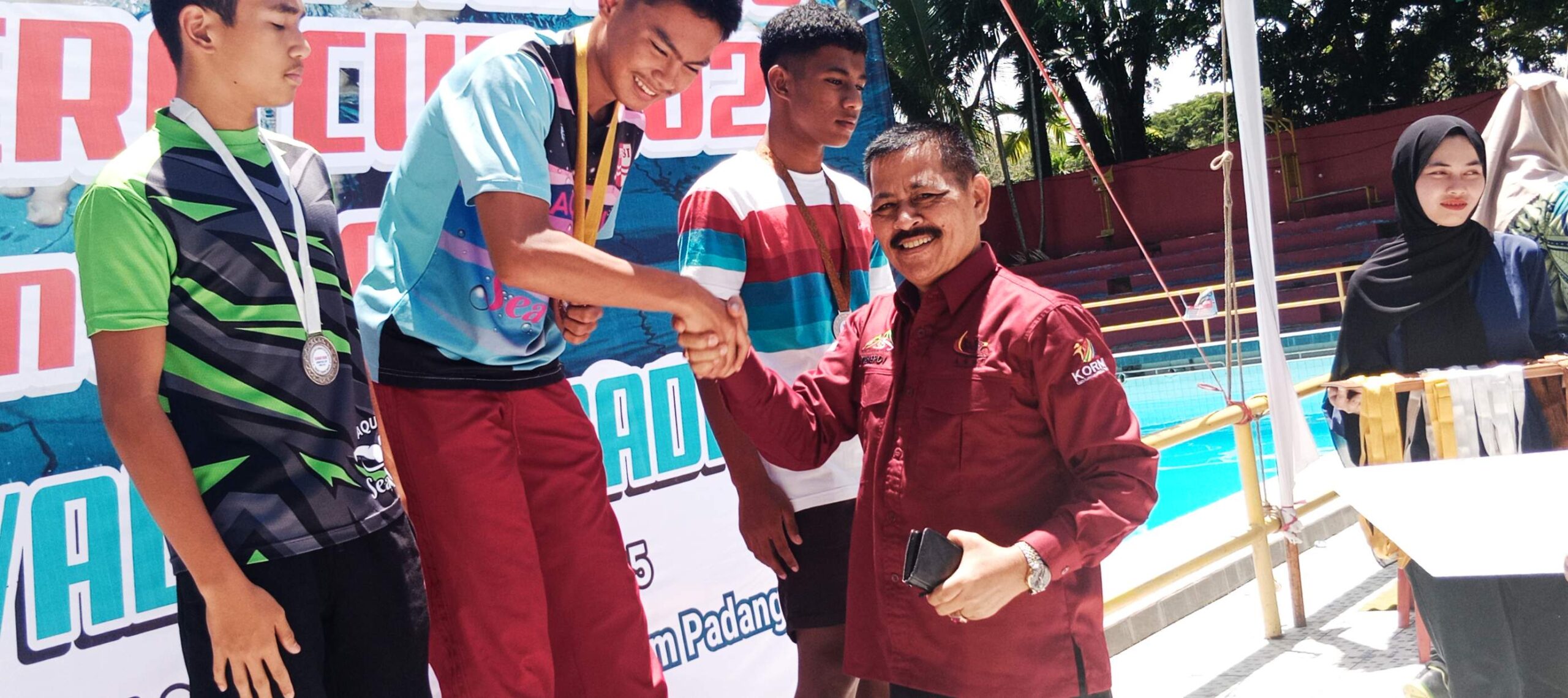 build-fc-padang-rebut-juara-umum-kejuaraan-renang-sumatera-cup-2025