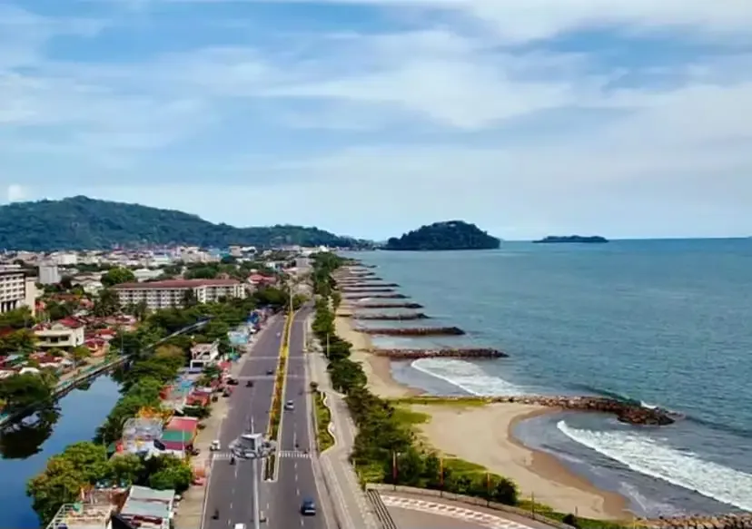 waspada-panas-ekstrem,-dinkes-padang-imbau-warga-kurangi-aktivitas-luar-ruangan