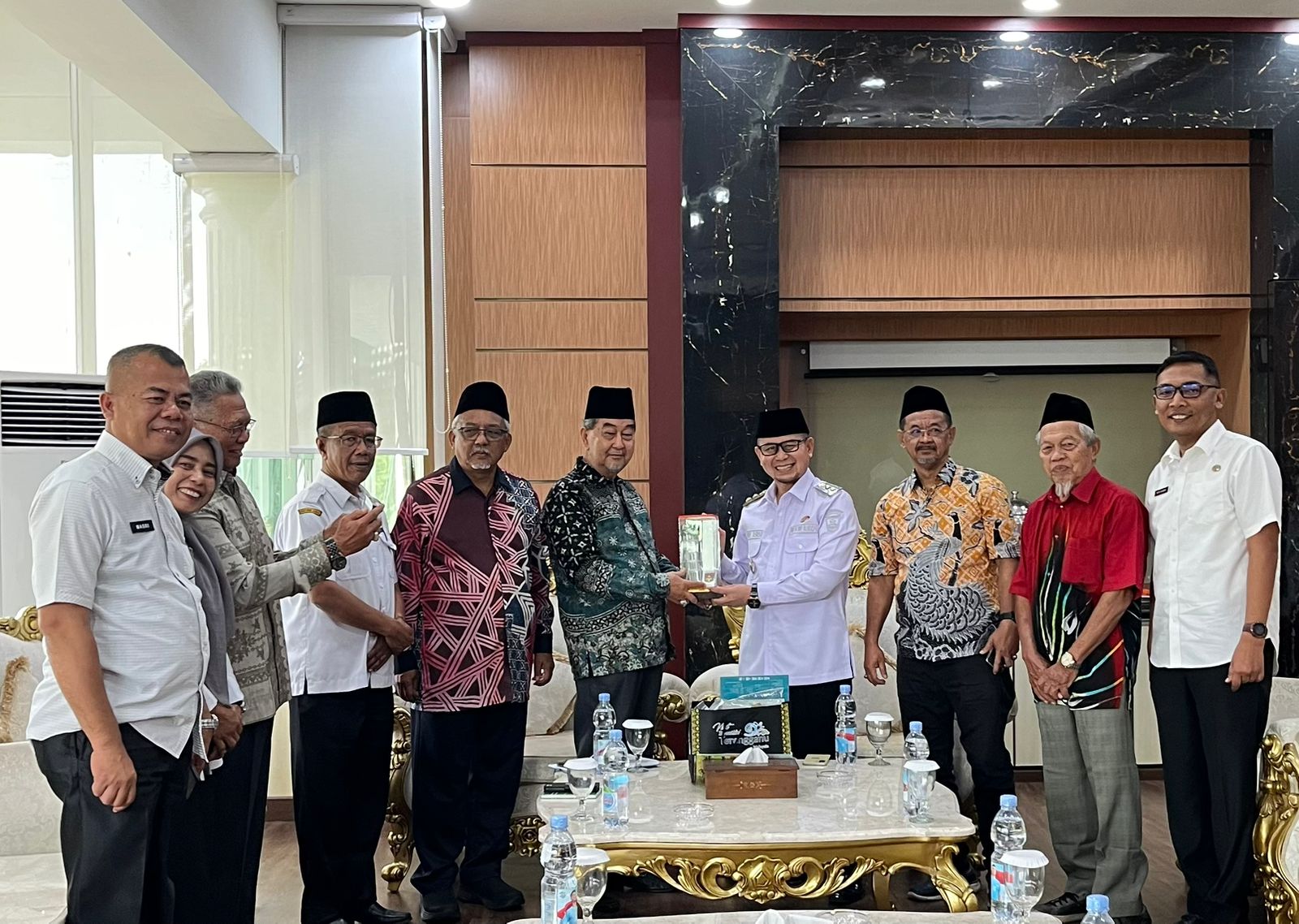 wako-ramlan-nurmatias-terima-kunjungan-ahli-lembaga-kehormatan-homestay-teluk-ketapang-trengganu-malaysia