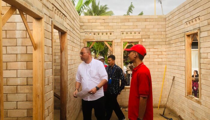 Semen Padang Bangunkan RST, Kemensos Apresiasi Inovasi SEPABLOCK Atasi Masalah Hunian