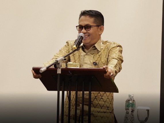 optimalisasi-pad,-evi-yandri-minta-pemrov-sumbar-kongretkan-rekomendasi-dpr