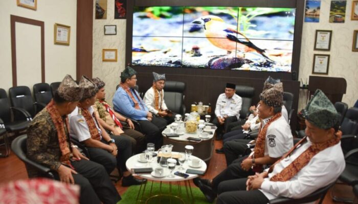 Wakada se-Sumbar Bertemu di Padang, Bahas Sinergi dan Pembangunan Daerah!