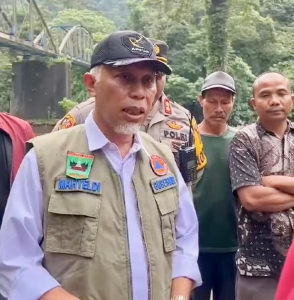 cuaca-ekstrem,-gubernur-mahyeldi-imbau-warga-tingkatkan-kewaspadaan