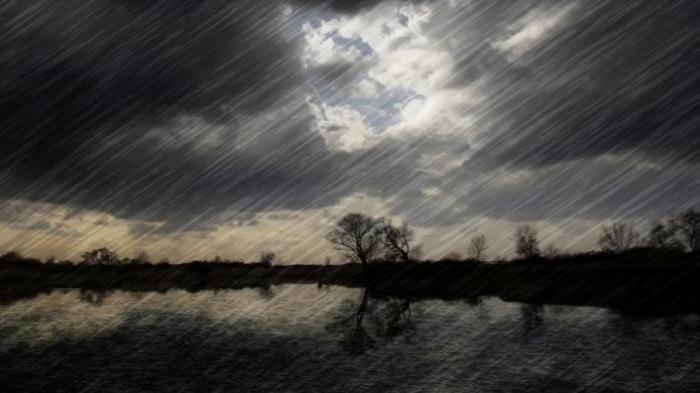 rekor-curah-hujan-pecah,-sumbar-siaga-banjir-dan-longsor