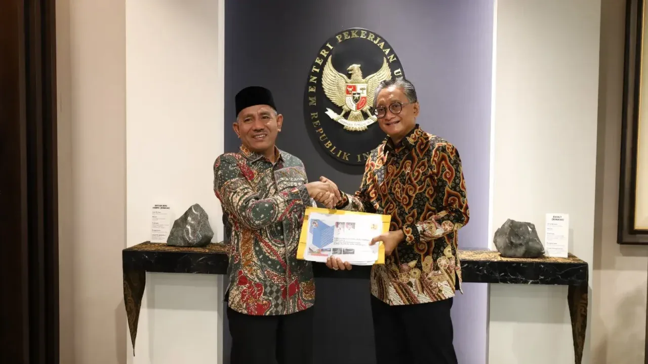 bupati-safni-sikumbang-terus-berjuang-untuk-pembangunan-kabupaten-limapuluh-kota-lebih-baik