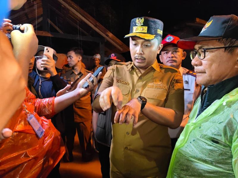 potensi-cuaca-ekstrem-meningkat,-wagub-sumbar-perintahkan-aparat-waspada-total