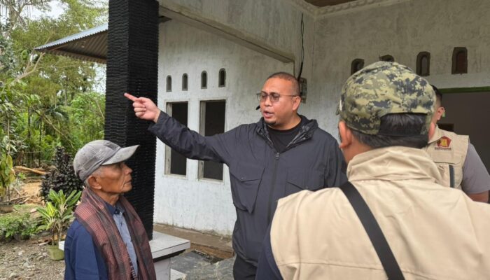 Banjir Bandang Sumbar, Andre Rosiade Desak Penegakan Hukum Ilegal Logging