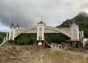 Dalipp Galang Dana Online, Terobos Isolasi Banjir Bandang Palembayan dengan Bantuan