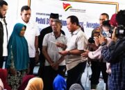 Peduli Bencana, Minang Golf Club Serahkan Donasi Tunai untuk Ratusan Korban Banjir