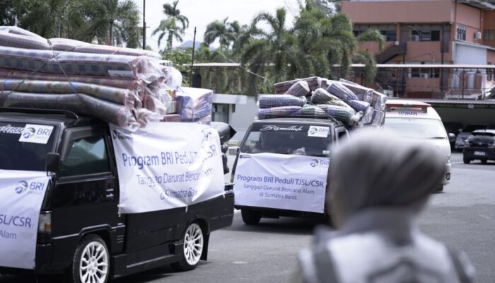 BRI Salurkan Rp850 Juta Bantu Korban Bencana di Sumbar