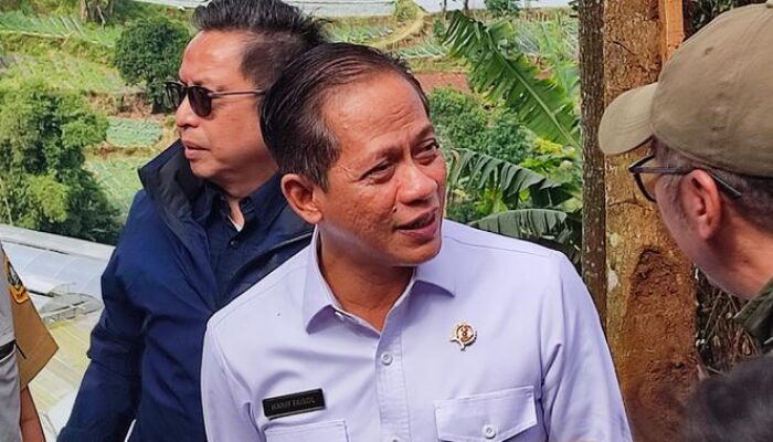 Menteri LH Gandeng Pakar 4 Kampus, Evaluasi Bencana Sumatera