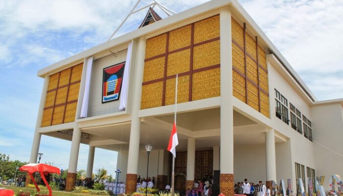 PAD Padang Lampaui Target, Cetak Rekor Pendapatan Tertinggi