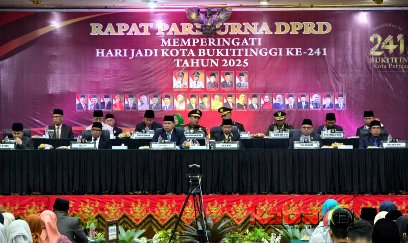 peringati-hjk-ke-241-dprd-kota-bukittinggi-gelar-rapat-paripurna