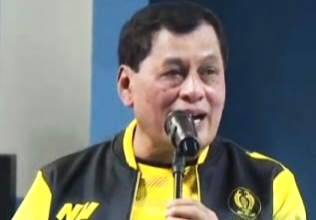 nurdin-halid-tabuh-kompetisi-pro-liga-tenis-indonesia-master-2025-dan-apresiasi-peraih-emas-sea-games