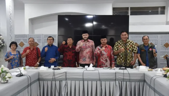 Padang Bangun Kembali Infrastruktur, Terima Uluran Tangan untuk Korban Bencana