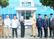 Wali Kota Padang Serahkan Umrah, Perumda AM Berinovasi Tingkatkan Layanan