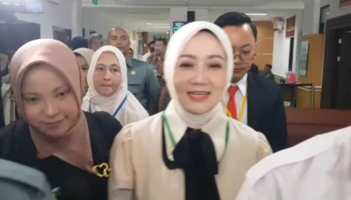 Atalia Hadirkan Saksi di Sidang Cerai, Ridwan Kamil Diwakili Pengacara