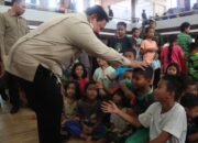 Prabowo Tinjau Korban Banjir Sumbar, Negara Bangun Kembali Infrastruktur Rusak!