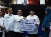 Bupati Eka Putra Terima Bantuan Korban Bencana dari IKLB dan AP3MI