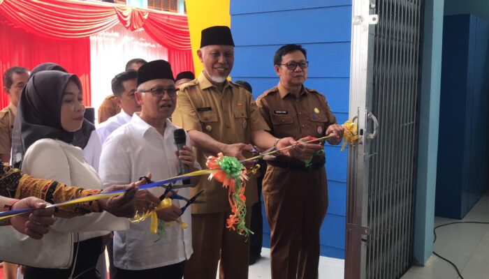 Wamendikdasmen Resmikan, Revitalisasi Sekolah Padang Pacu Mutu Pendidikan dan SDM