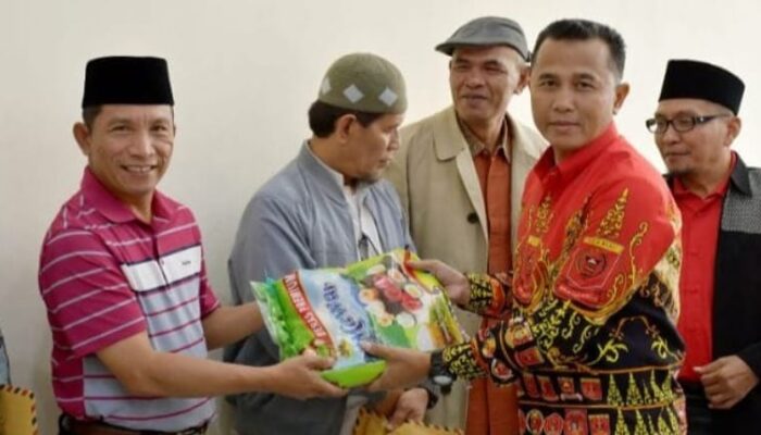 IKLA Riau Salurkan Rp112 Juta, Bantu Agam Pulih dari Banjir Bandang