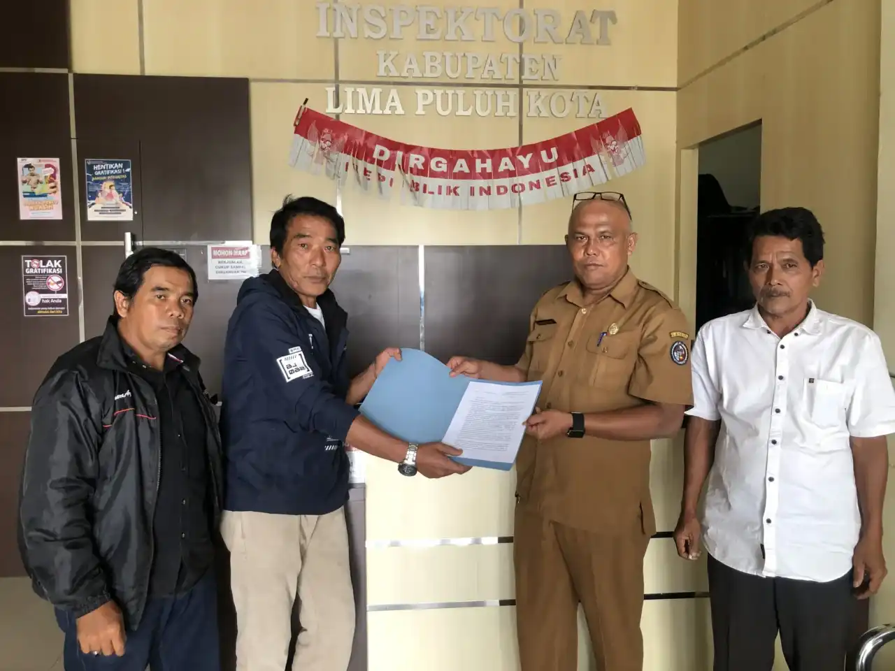 minta-hasil-audit-investigasi,-anak-nagari-sungai-kamuyang-datangi-inspektorat