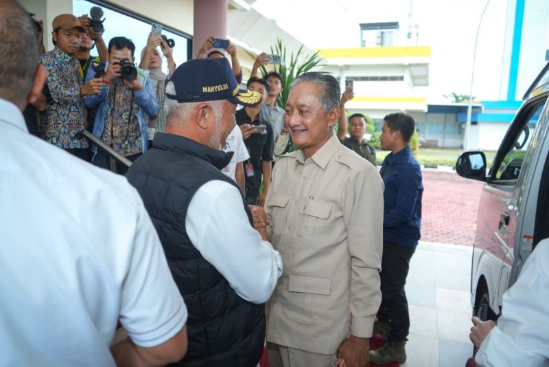 menteri-pu-pastikan-infrastruktur-rusak-di-sumbar-dibangun-lebih-baik