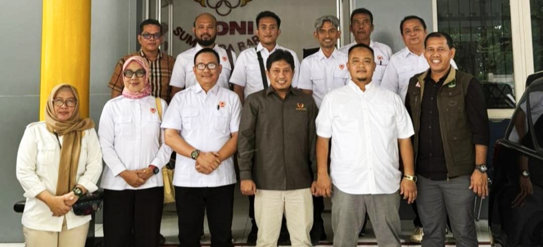 bidik-tuan-rumah-pon-2032,-koni-lampung-jajaki-dukungan-sumbar,-hamdanus:-masih-perlu-kajian 