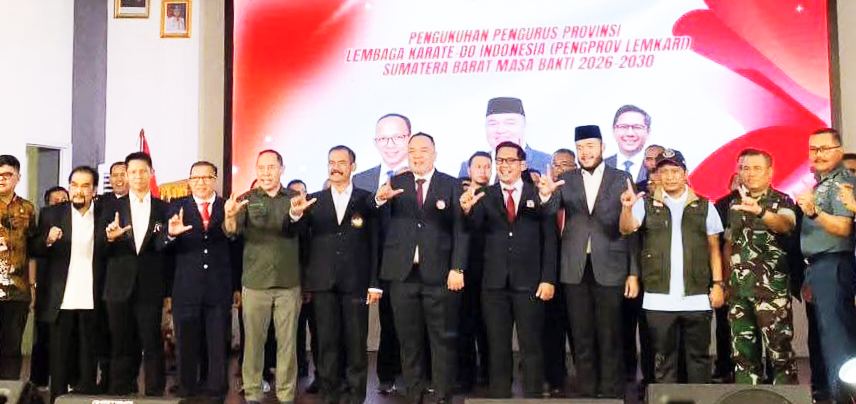 pb-lemkari-kukuhkan-pengurus-sumbar,-wako -fadly-amran-siap-beri-dukungan-demi-prestasi