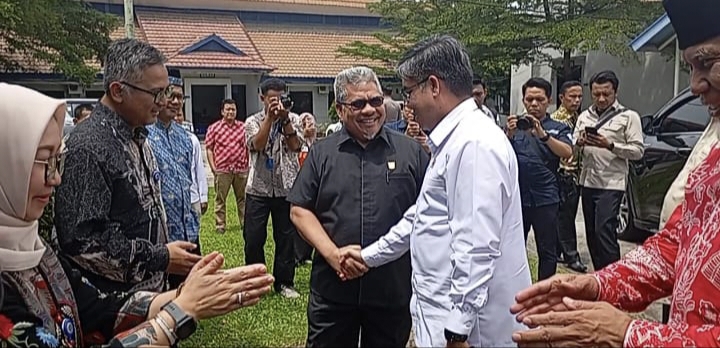 bantuan-ketenagakerjaan-sangat-dibutuhkan-warga-sumbar-terdampak-bencana 