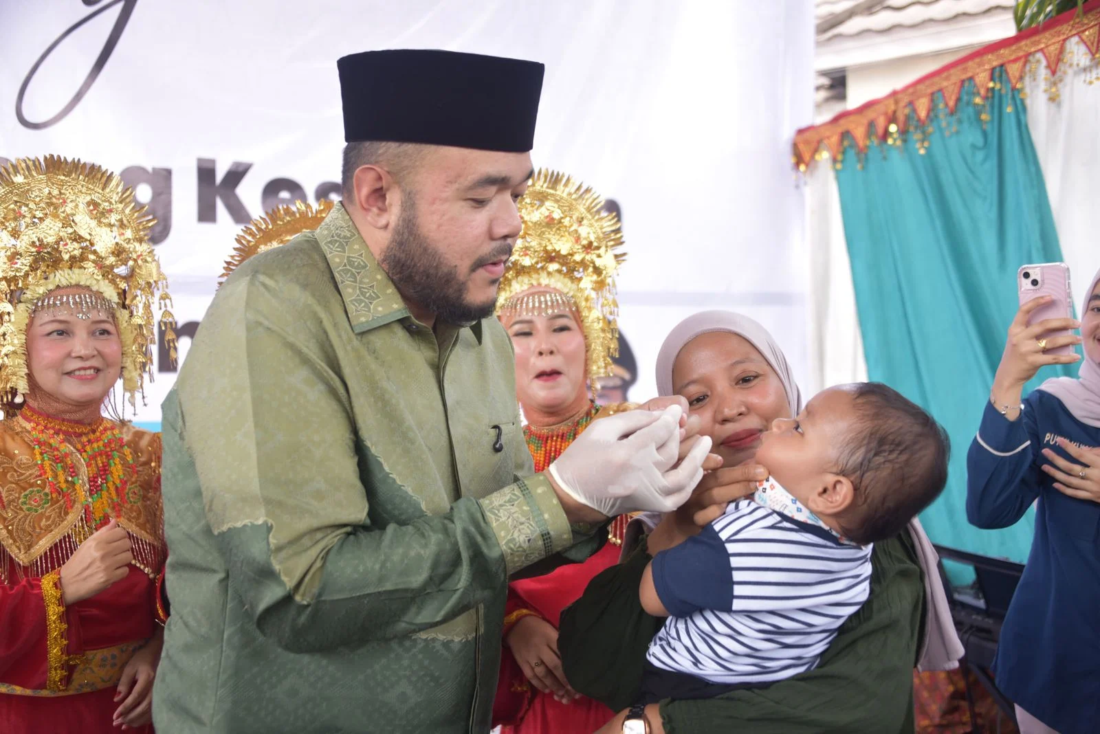 wali-kota-padang-gencarkan-posyandu,-percepat-penurunan-angka-stunting