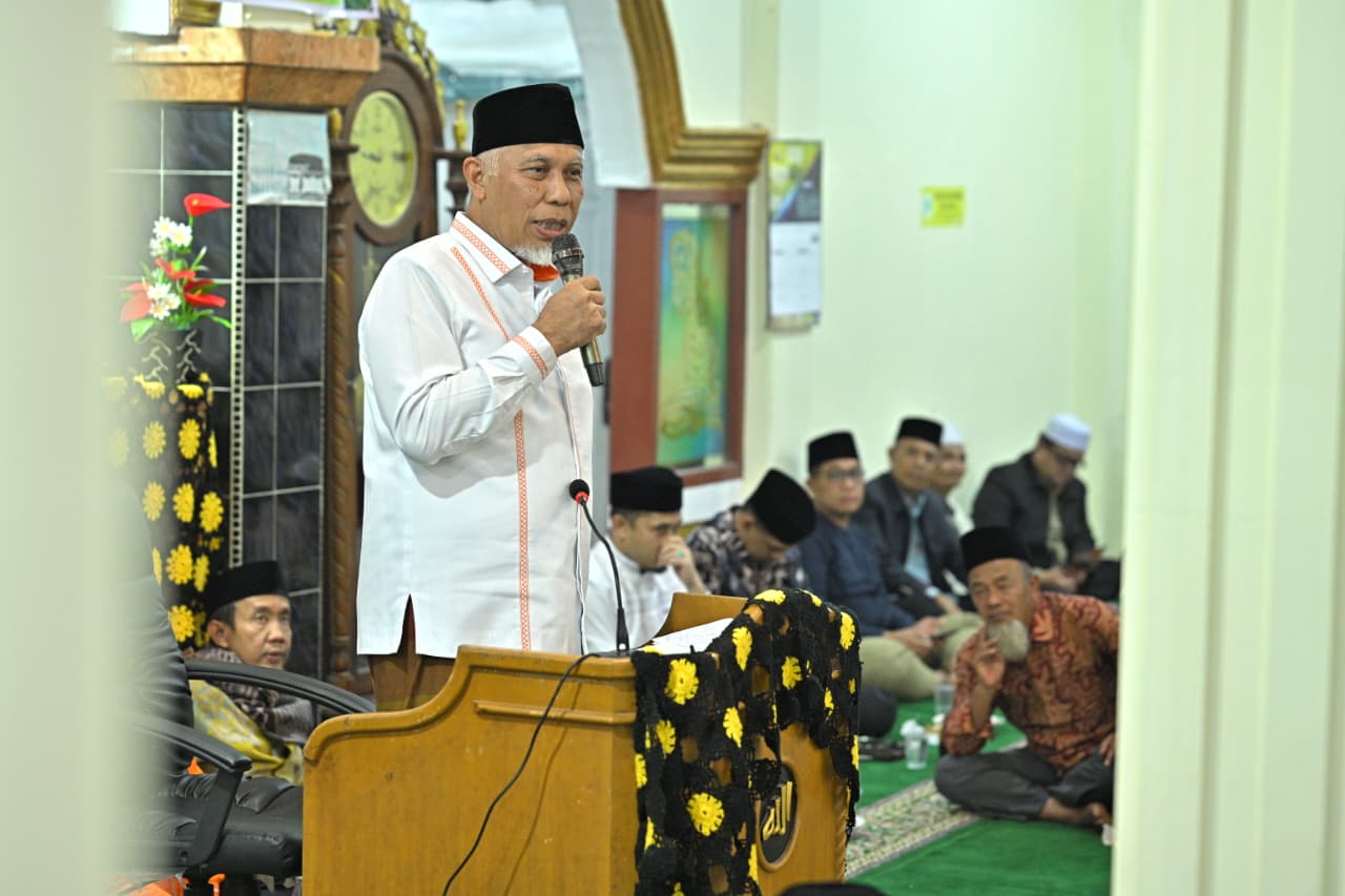 kunjungi-masjid-bersejarah-di-limapuluh-kota,-ini-yang-dilakukan-gubernur-sumbar