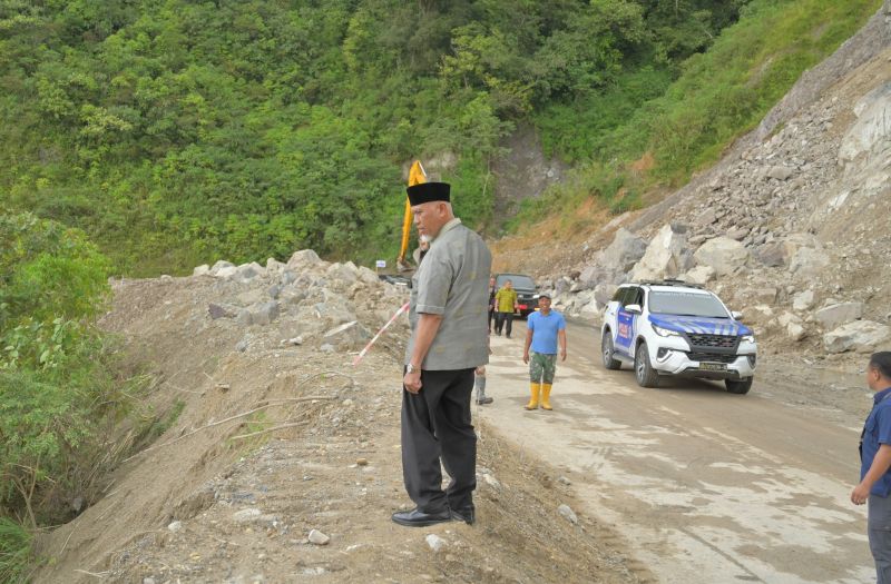 antisipasi-kemacetan-saat-libur-lebaran-nanti,-gubernur-mahyeldi-cek-kesiapan-jalur-alternatif