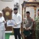 safari-ramadan-di-masjid-ikhwanussafa,-fadly-tegaskan-komitmen-bangun-hunian-tetap