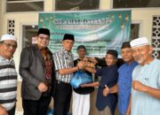 Wakil Walikota Payakumbuh Serahkan Sembako, Bantu Fakir Miskin dan Duafa