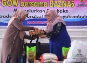 Semangat Berbagi Ramadan, GOW dan BAZNAS Payakumbuh Salurkan Sembako
