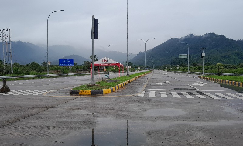 hutama-karya-catat-lonjakan-kendaraan-di-tol-padang-sicincin